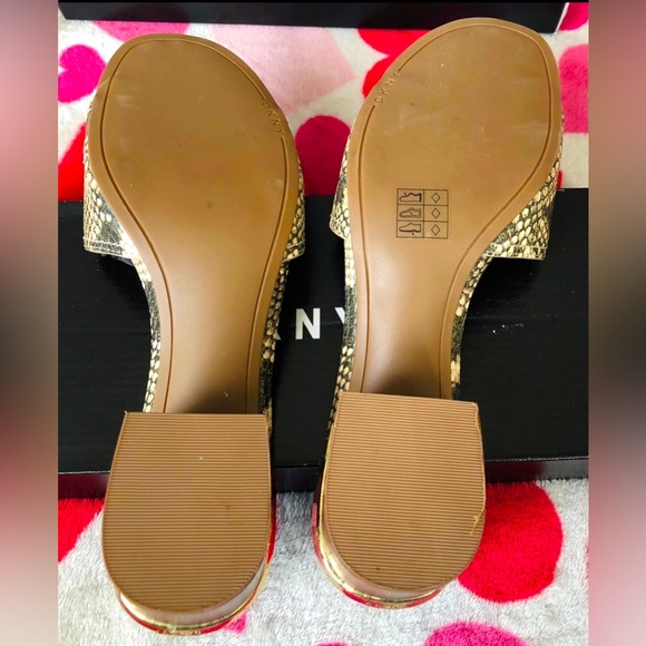 DKNY Dress Sandals ~ NEW - Picture 6 of 6